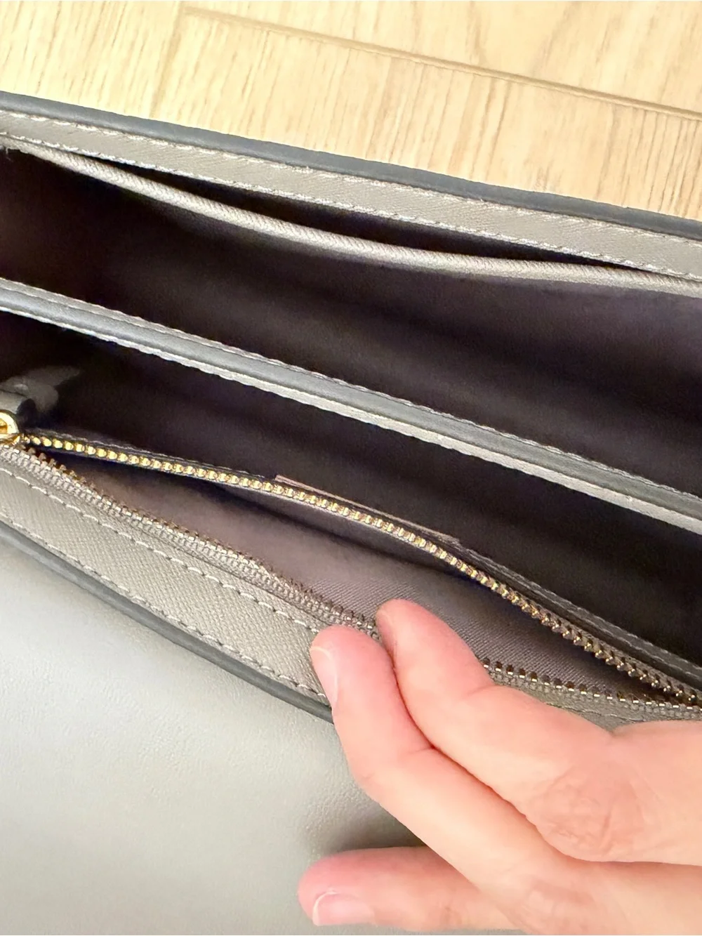 New TORY BURCH Gray Robinson Convertible Shoulder Bag